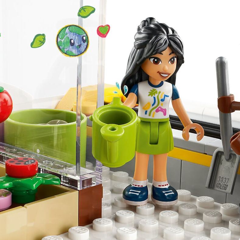 LEGO Конструктор Friends Хартлейк-Сіті. Громадський центр