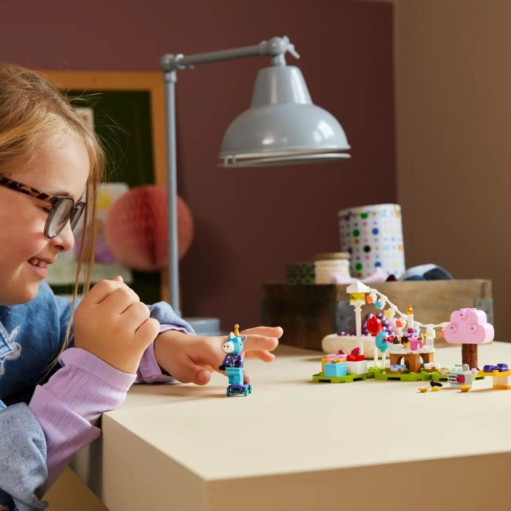 LEGO Конструктор Animal Crossing Вечірка з нагоди дня народження Julian