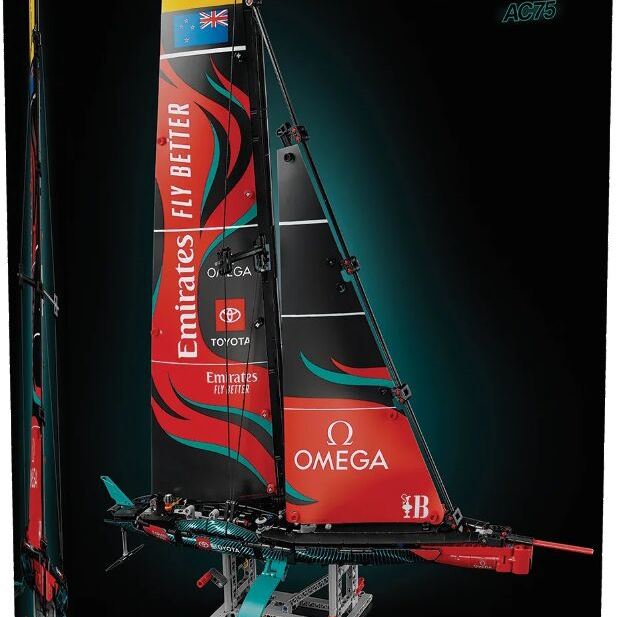 LEGO Конструктор Technic Яхта Emirates Team New Zealand AC75