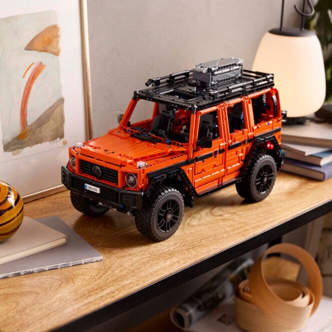 LEGO Конструктор Technic Mercedes-Benz G 500 PROFESSIONAL Line