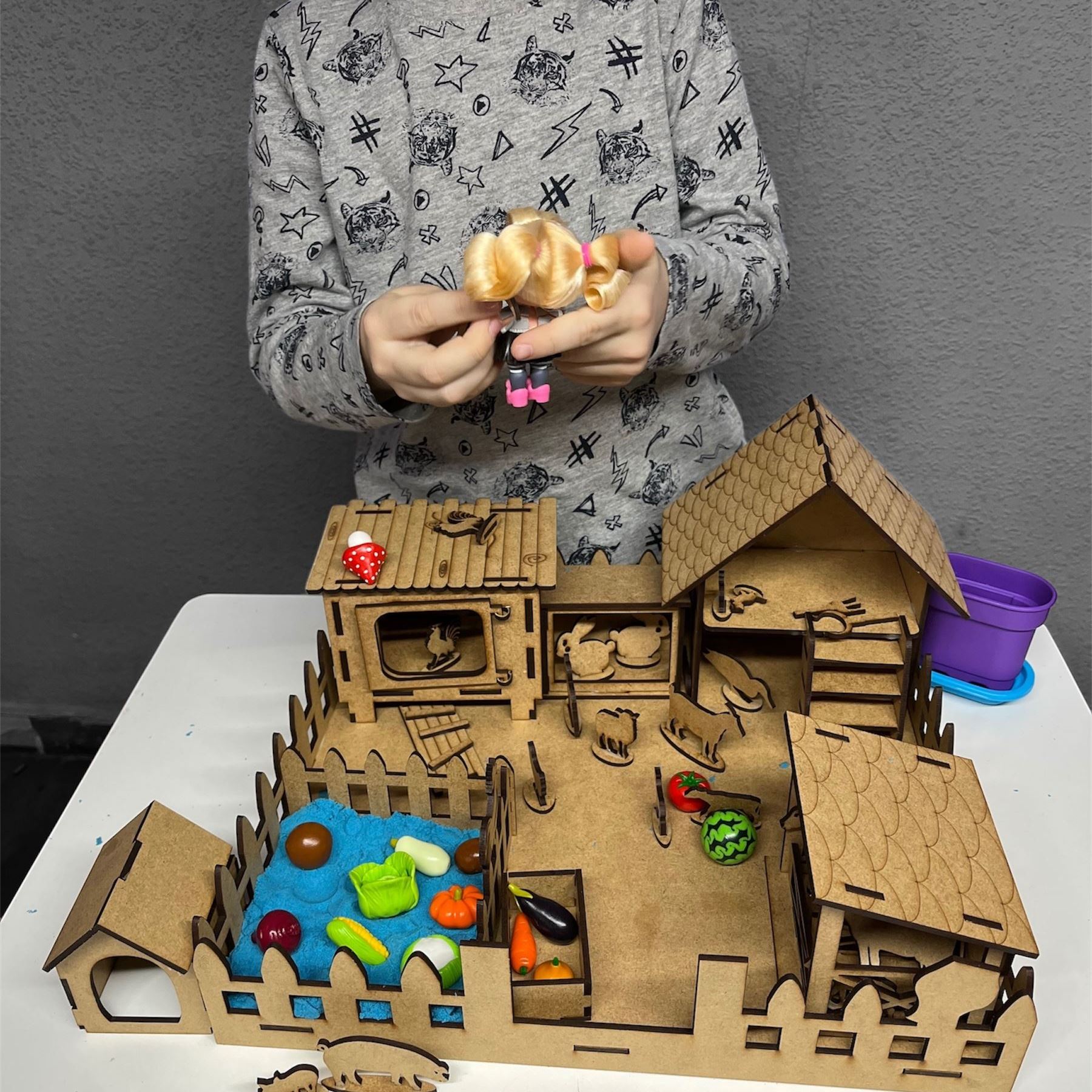 Іграшка Ферма з крільчатником курятником та тваринами набір 3D конструктор самостійне декорування 100-2330